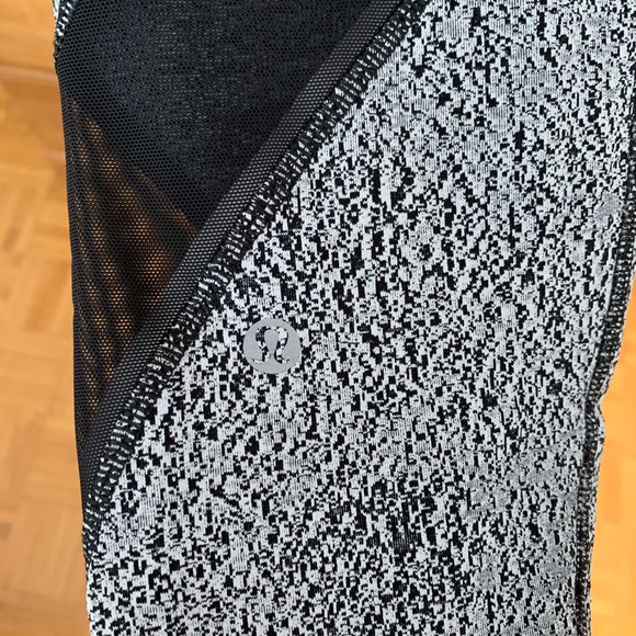 Lululemon Leggings SIZE 10 - Picture 4 of 5